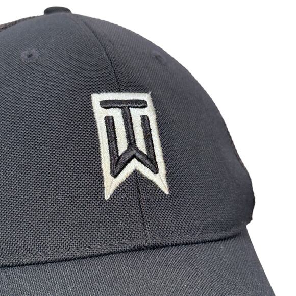 Nike Tiger Woods VR 20XI Flex Fit Golf Hat Men’s Large Black Fitted Trucker Cap - Picture 2 of 10